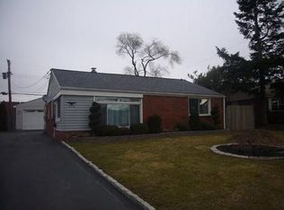 408 Bluebuff Rd, King Of Prussia, PA 19406