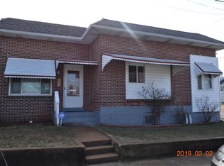 140 W Cartwright Ave, Saint Louis, MO