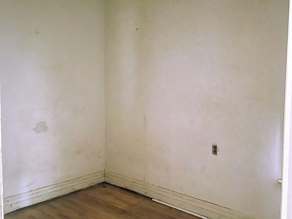 4th image of 6621 S Maryland Ave