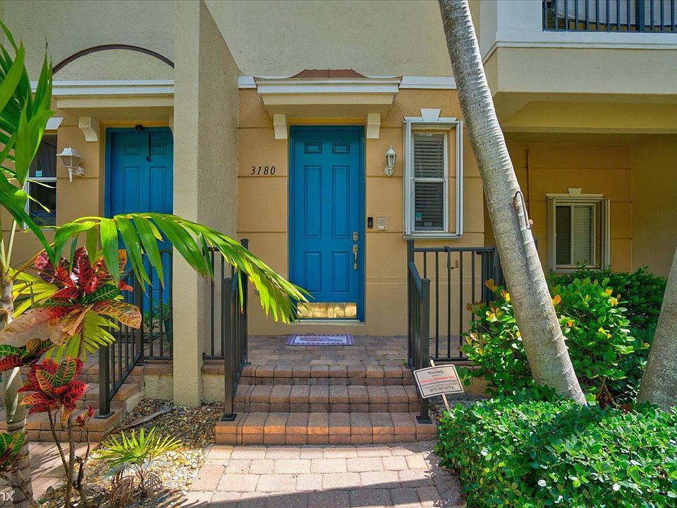 03-3180 N Greenleaf-32
