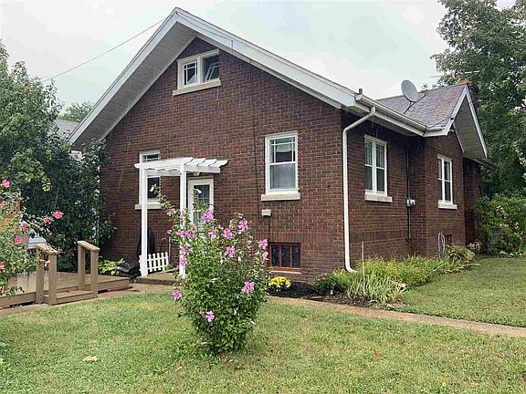 2nd image of 1223 19th St