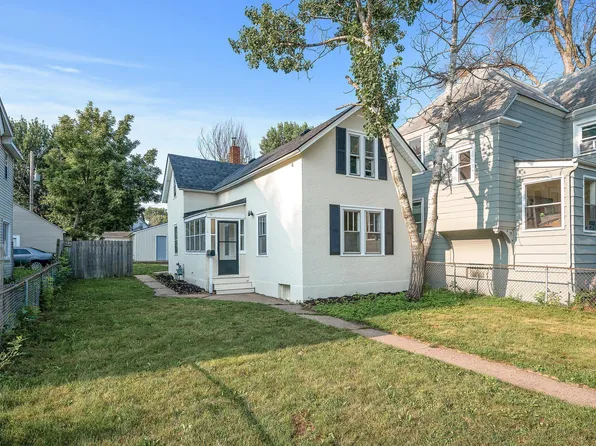 148 Baker St W, Saint Paul, MN 55107