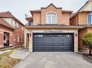 254 Willowbrook Dr, Whitby, ON L1R 2Z1