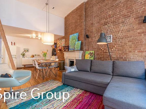 4th image of 118 W 73rd St APT 1A