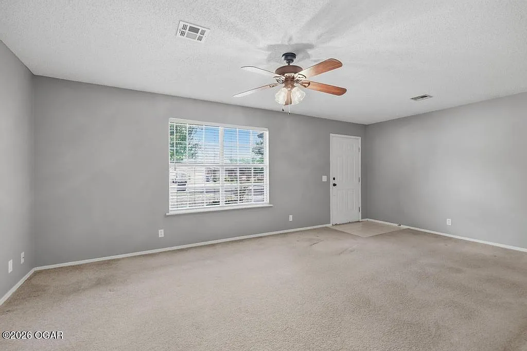 2 bed, 2.0 bath, 1241 sqft, $1,250 — Photo 4