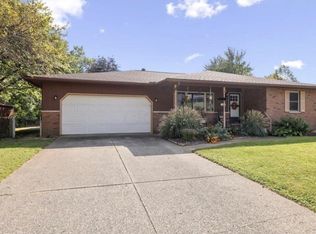 5022 Sienna Ln, Columbus, OH 43229