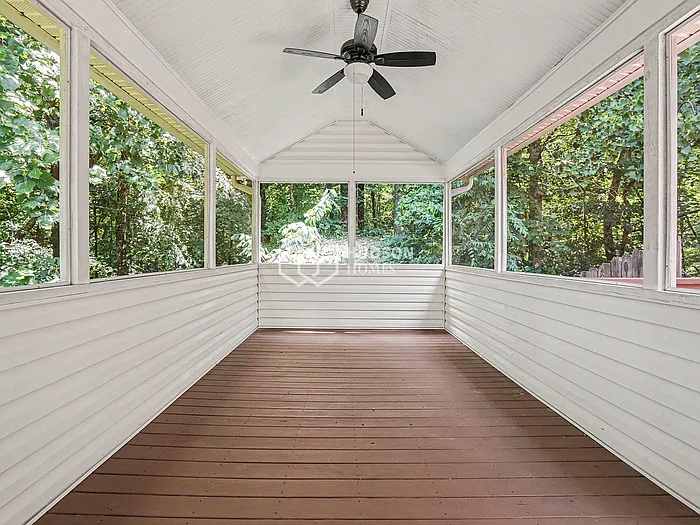 2369 Heatherton Ct — Photo 16