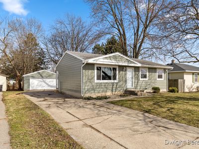 460 Faircrest Ave NW, Grand Rapids, MI, 49534