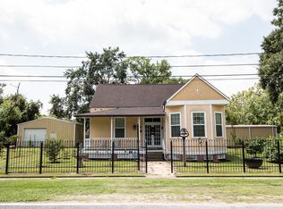 417 E Ascension St, Gonzales, LA 70737