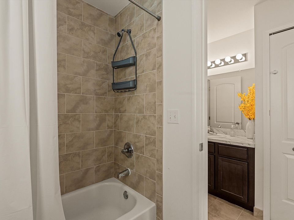 1626 Harvard Dr, photo 24