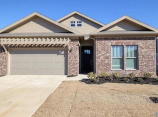 115 Rose Ln, Guin, AL 35563
