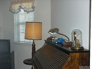 2nd image of 51 Knolls Dr