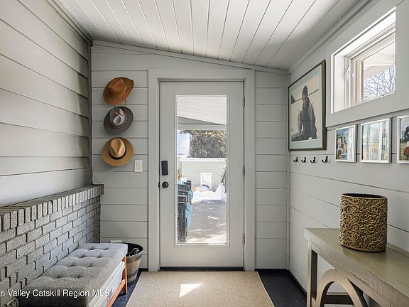 2nd image of 28 Hudson Street