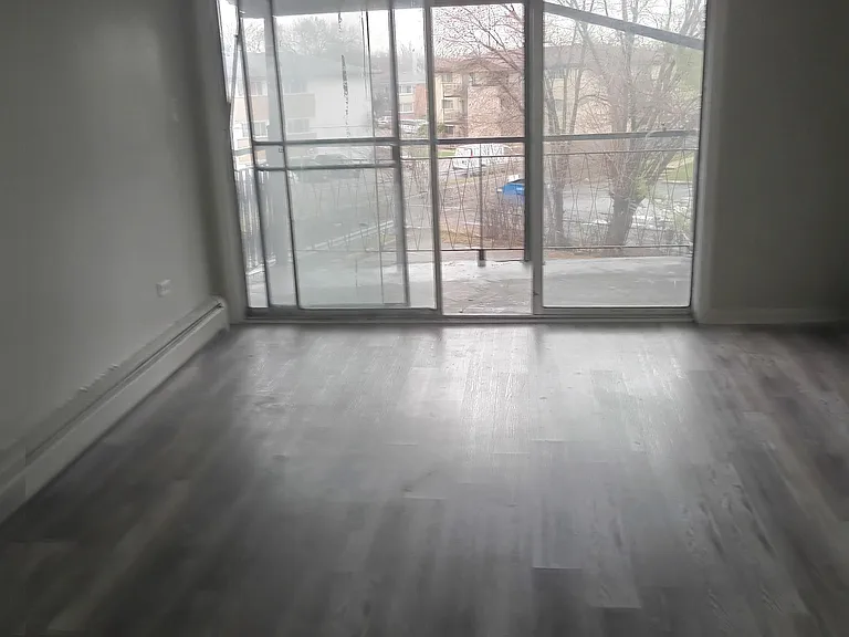 530 W Stevens Dr #9 — Photo 4