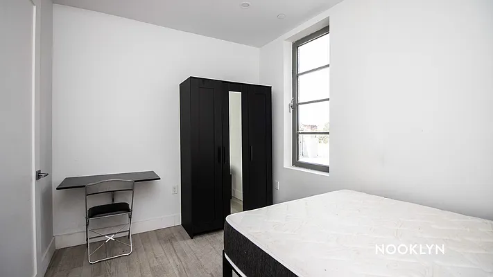 Rented by Nooklyn NYC LLC | media 51