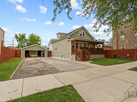 5th image of 5010 W Newport Ave