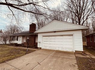 2149 Waynoka Rd, Euclid, OH 44117