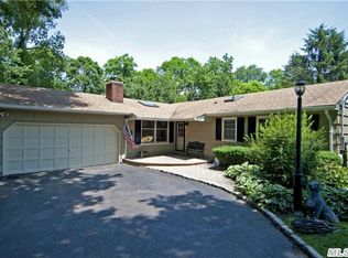 25 Setalcott Pl, Setauket, NY 11733