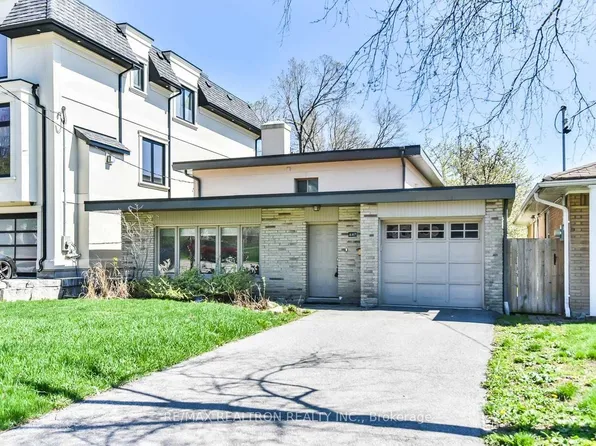 447 Glengrove Ave W, Toronto, ON M5N 1X4
