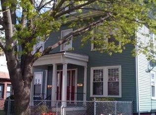 18 Adams St, Chicopee, MA 01013