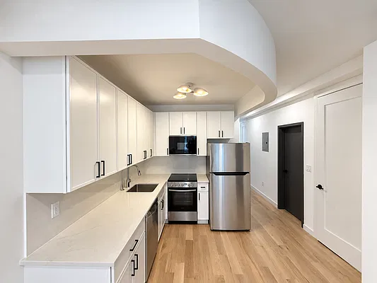 Kitchen, photo 1