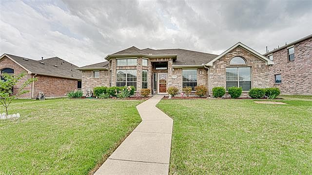 1st image of 305 Welch Dr