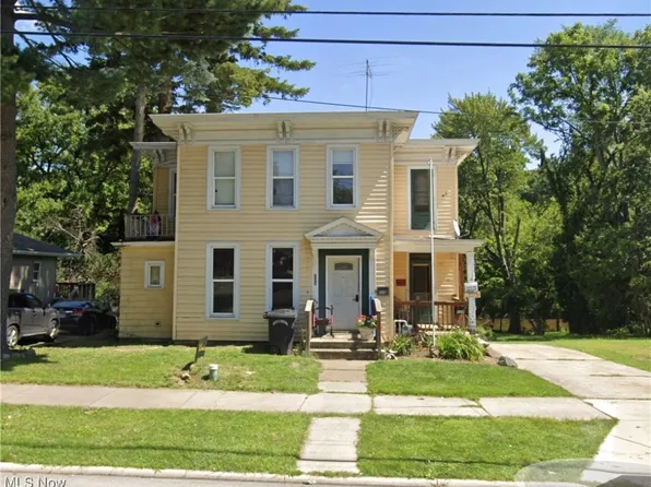 526 East Ave, Elyria, OH 44035