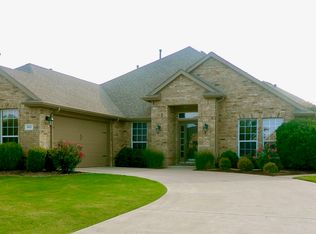 9621 Courtright Dr, Fort Worth, TX 76244