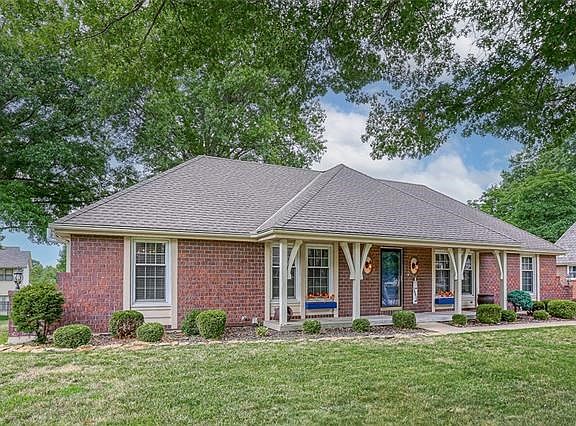 2nd image of 16511 E George Franklyn Dr