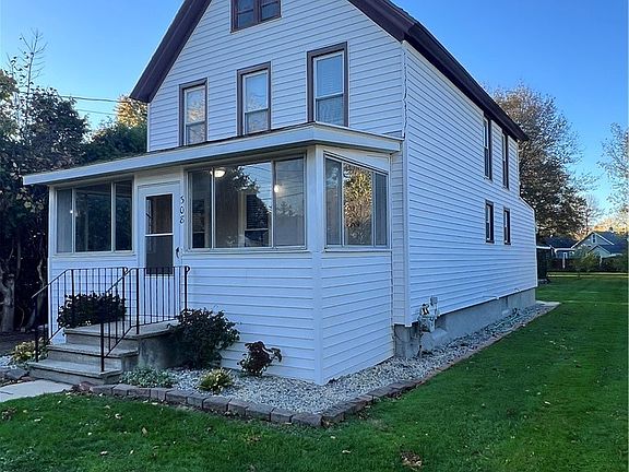 2nd image of 308 Hartford Pl