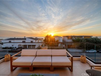 212 Manhattan Ave, Manhattan Beach, CA, 90266
