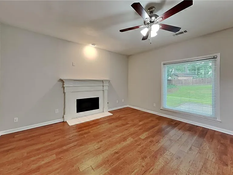 1240 Cedar Brook Dr — Photo 3