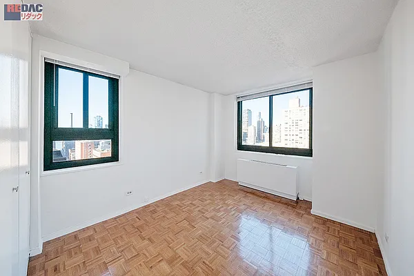 Rented by RELO REDAC INC. | media 5