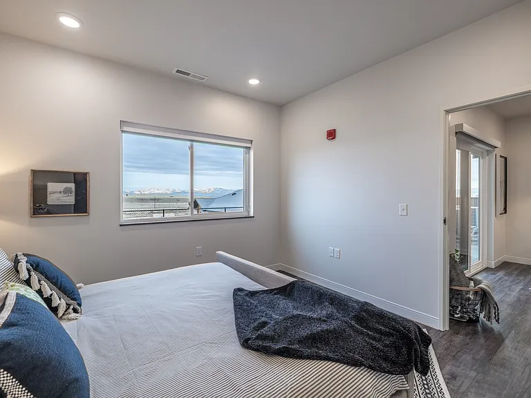 Confluence Apartments — Photo 34