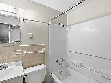 5th image of 3600 E Dublin Granville Rd