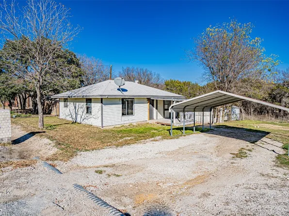 3123 Brazos River Dr, Granbury, TX 76048