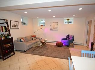 21 Columbia St, Brookline, MA 02446