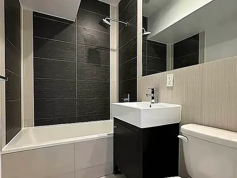 841 Kent Ave #2 — Photo 4