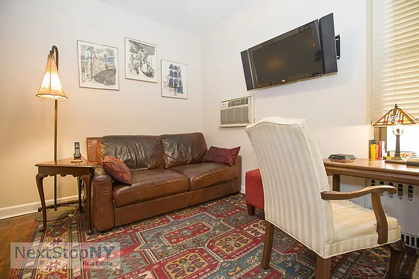 Sold by NextStopNY | media 14