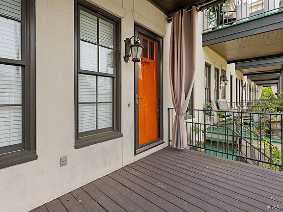 3rd image of 7 Pier St
