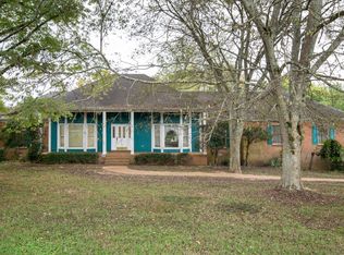 1038 Stirlingshire Dr, Hendersonville, TN 37075