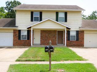 2266 N Village Dr, Saint Peters, MO
