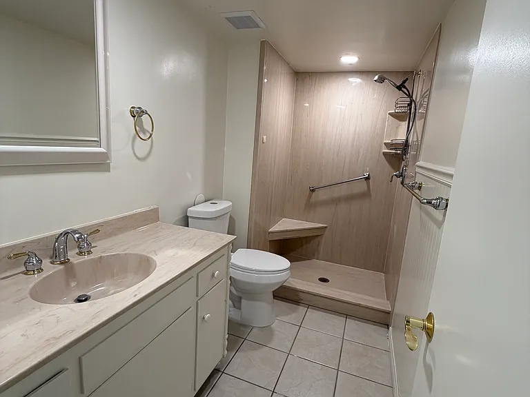 246 W Drummond Ave #A — Photo 6