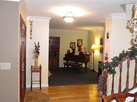 3rd image of 9115 Brandy Ct