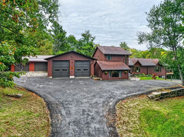 1020 E Walker Lake Dr, Lake Of Bays, ON P1H 2J6