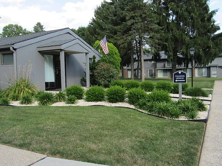 Wesley Park Townhouses — Photo 2