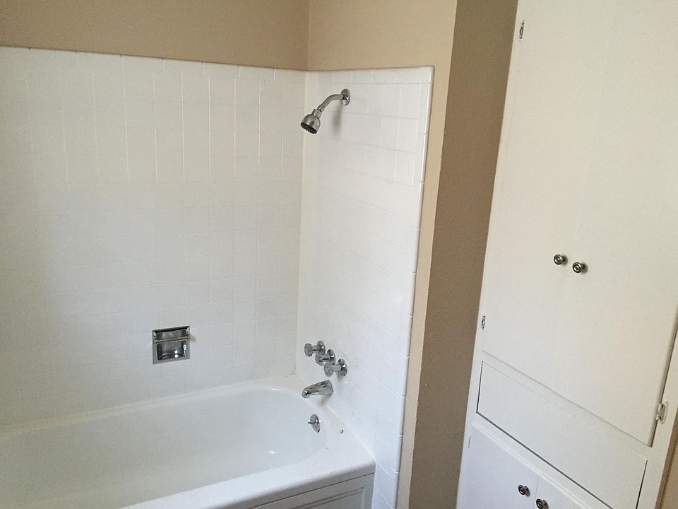 1st image of 2114 Bradford Dr