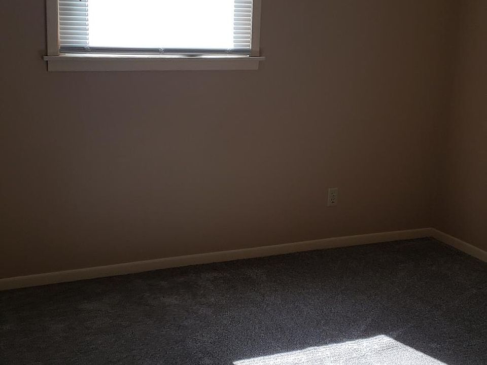 2nd image of 1703 N Delaware Ave