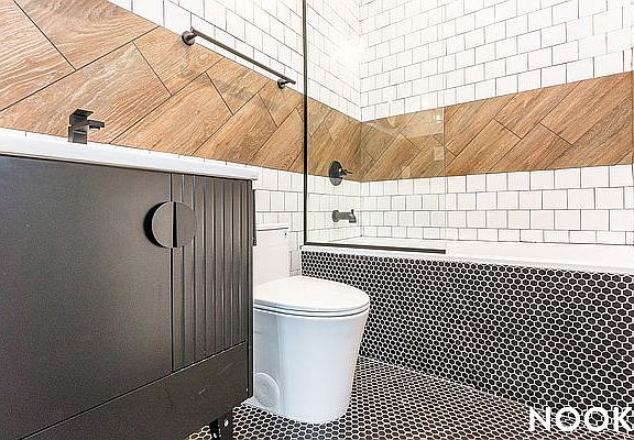 4th image of 412 Suydam St APT 2
