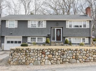 215 Trull Ln E, Lowell, MA 01852